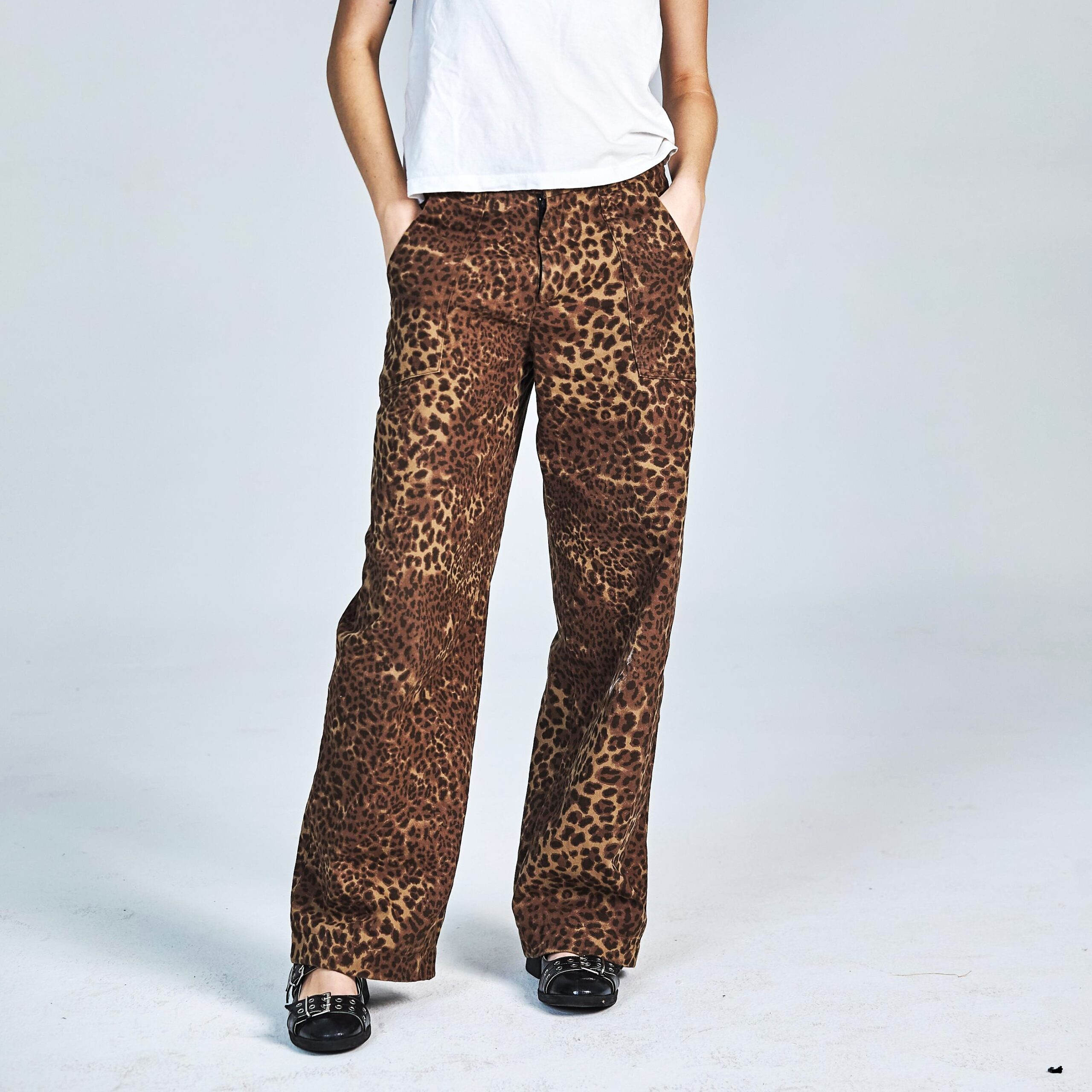 Calça Oncinha